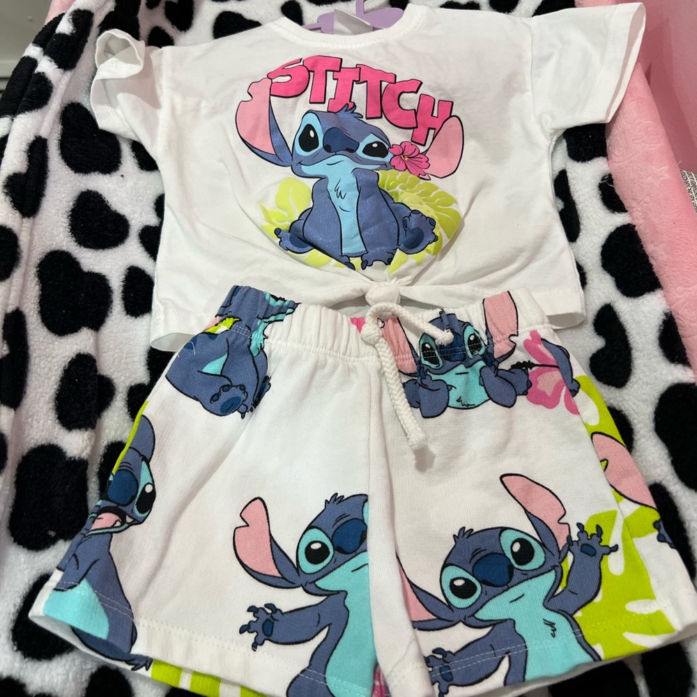Disney’s Lilo & Stitch Short Set